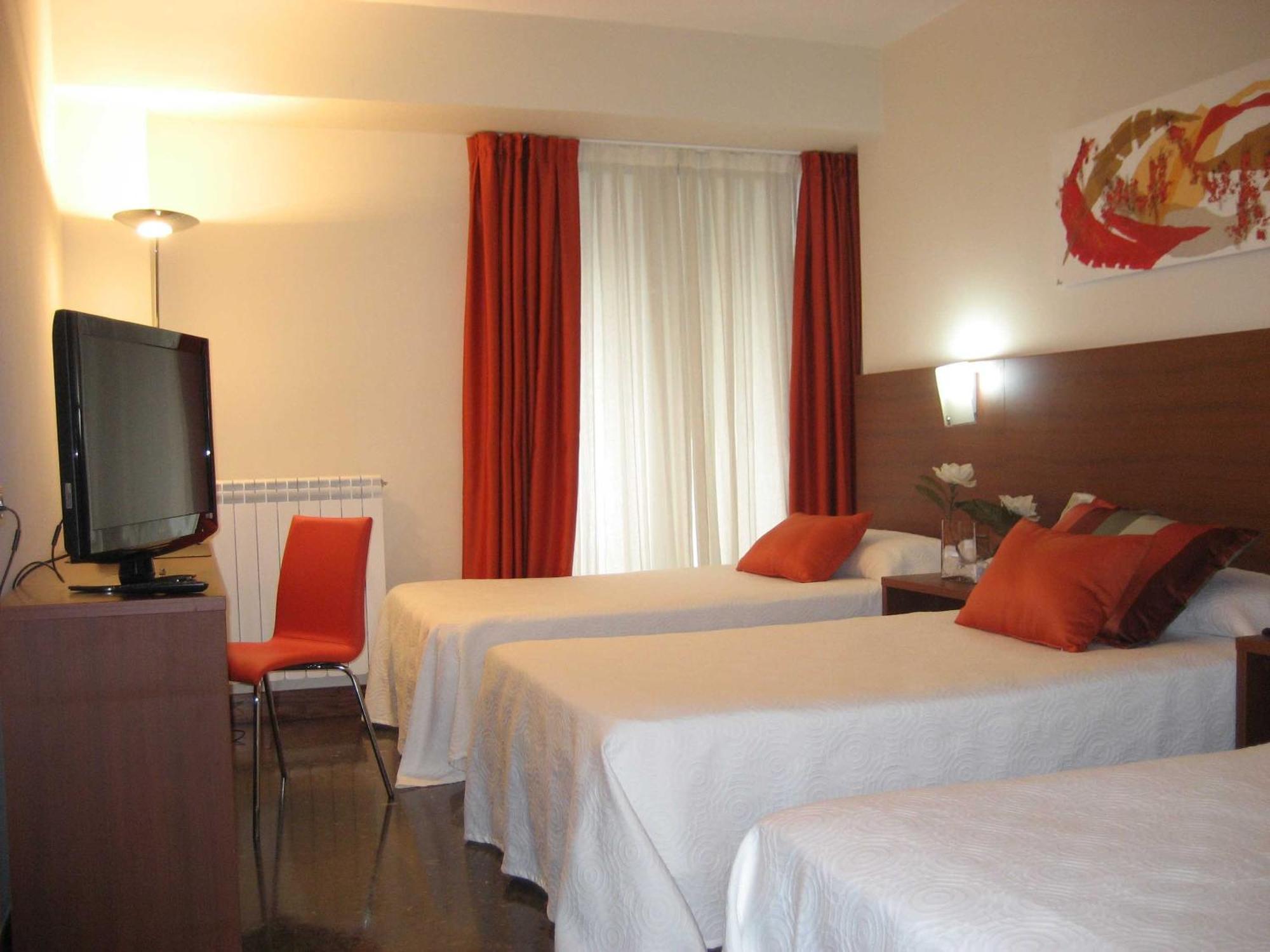 Hotel Txartel Lasarte Oria Kültér fotó