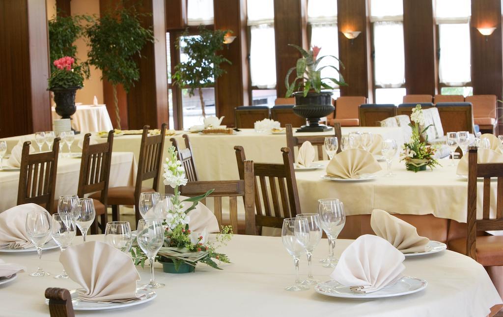 Hotel Txartel Lasarte Oria Kültér fotó