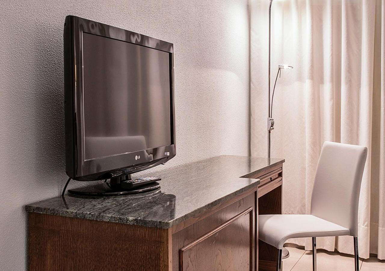 Hotel Txartel Lasarte Oria Kültér fotó