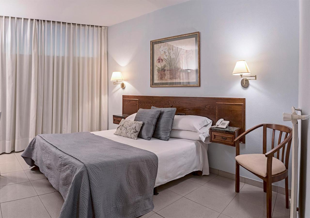 Hotel Txartel Lasarte Oria Kültér fotó